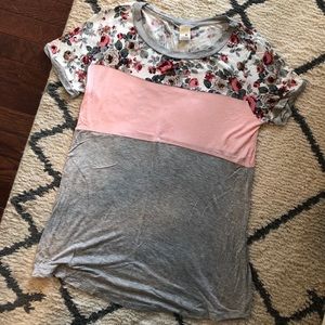 Women’s floral tee